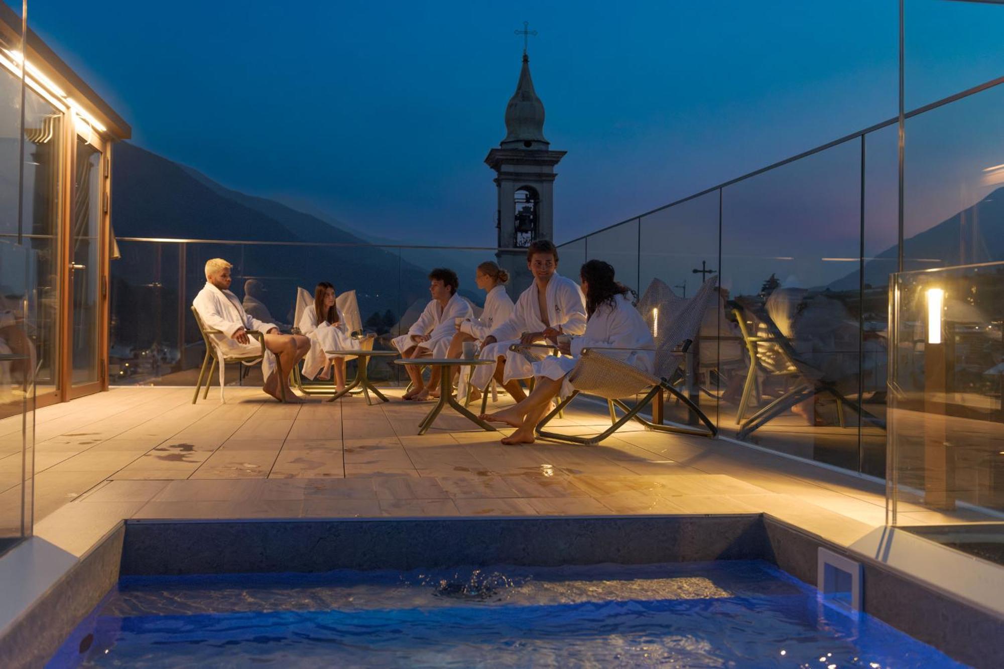 Wine Hotel San Carlo - Relais & Spa - Boutique Hotel Chiuro Exterior foto