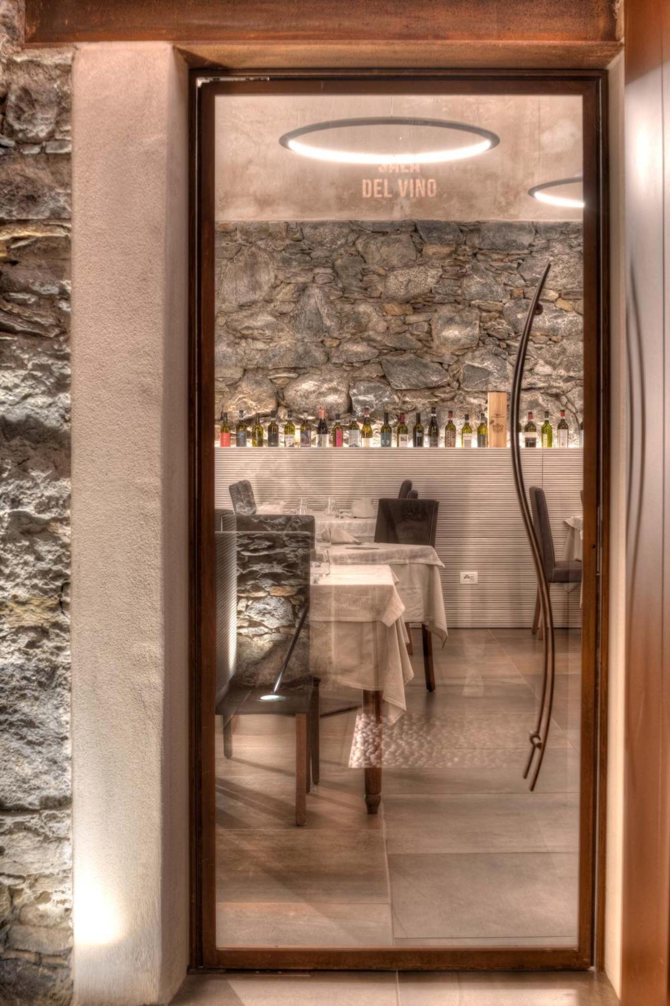 Wine Hotel San Carlo - Relais & Spa - Boutique Hotel Chiuro Exterior foto