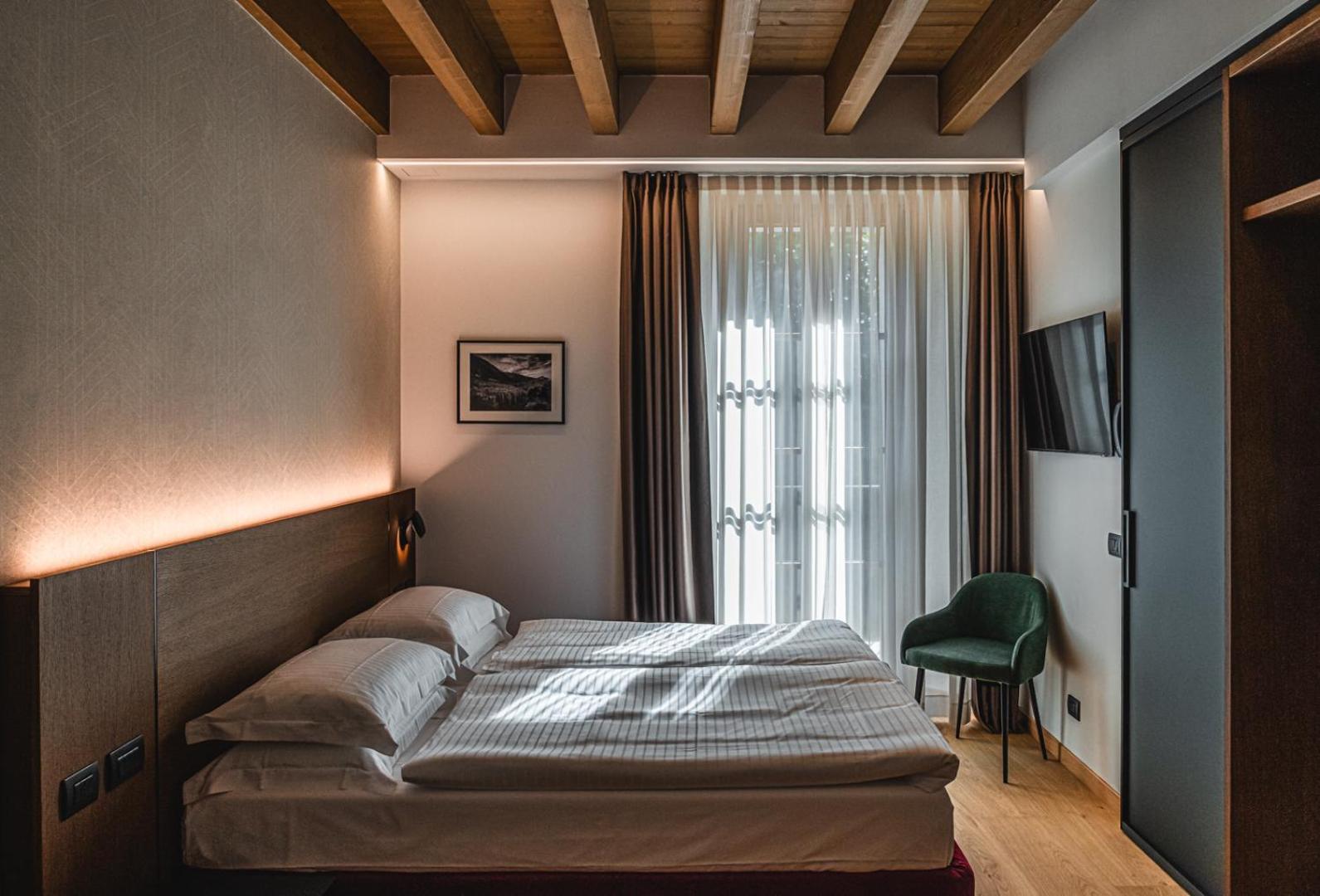 Wine Hotel San Carlo - Relais & Spa - Boutique Hotel Chiuro Exterior foto